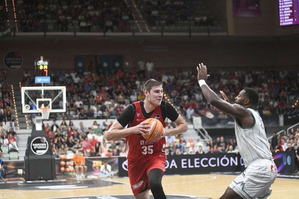 Todas las imágenes de la semifinal de la Supecopa entre el UCAM Murcia y el Unicaja