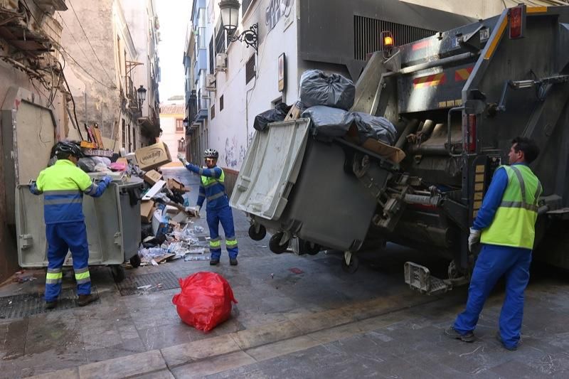 Limasa ya recoge la basura del centro de Málaga