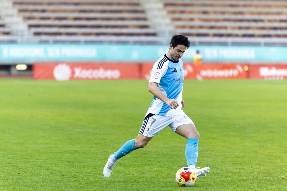 El Compostela cede un empate ante el Racing Villalbés en San Lázaro