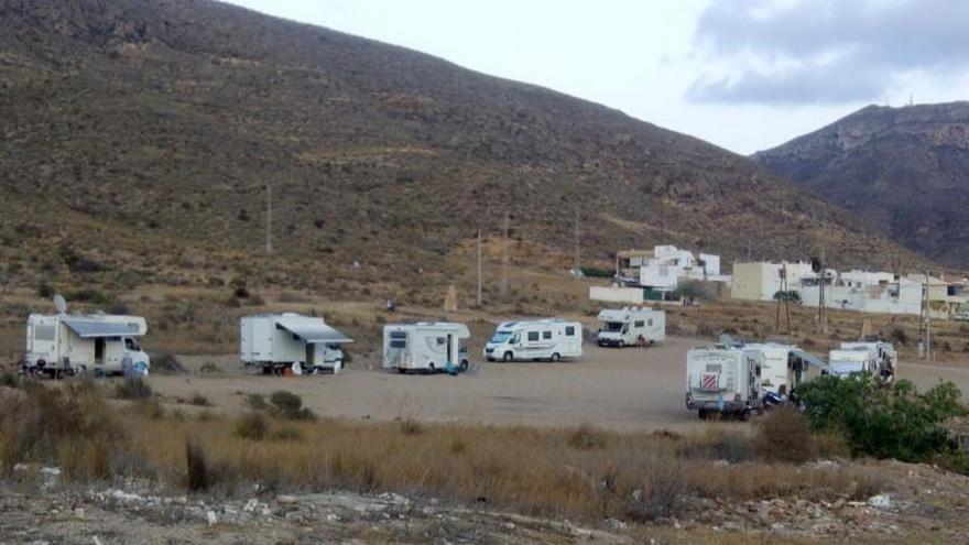 La zona de acampada para las caravanas.