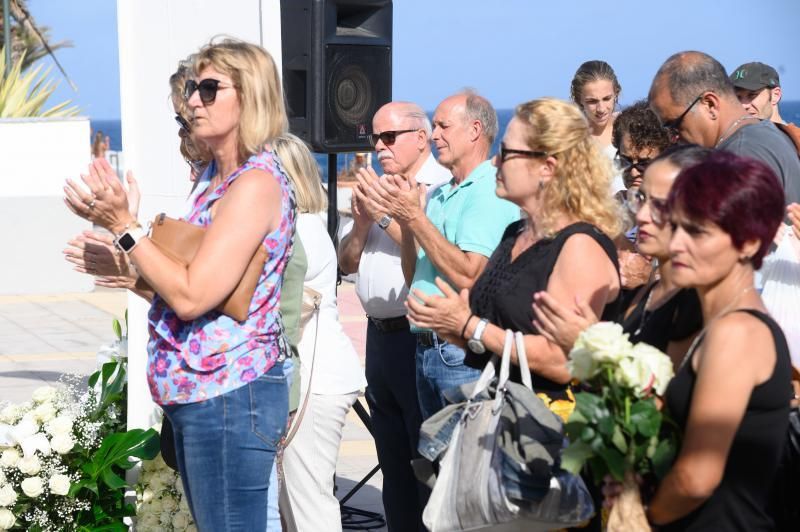Homenaje víctimas del JK5022.La Asociación de Víctimas del Vuelo JK5022 recuerda a las 154 personas que murieron hace once años en el aeropuerto de Madrid-Barajas al estrellarse un avión de Spanair que despegaba hacia la isla de Gran Canaria.  | 19/08/2019 | Fotógrafo: Tony Hernández