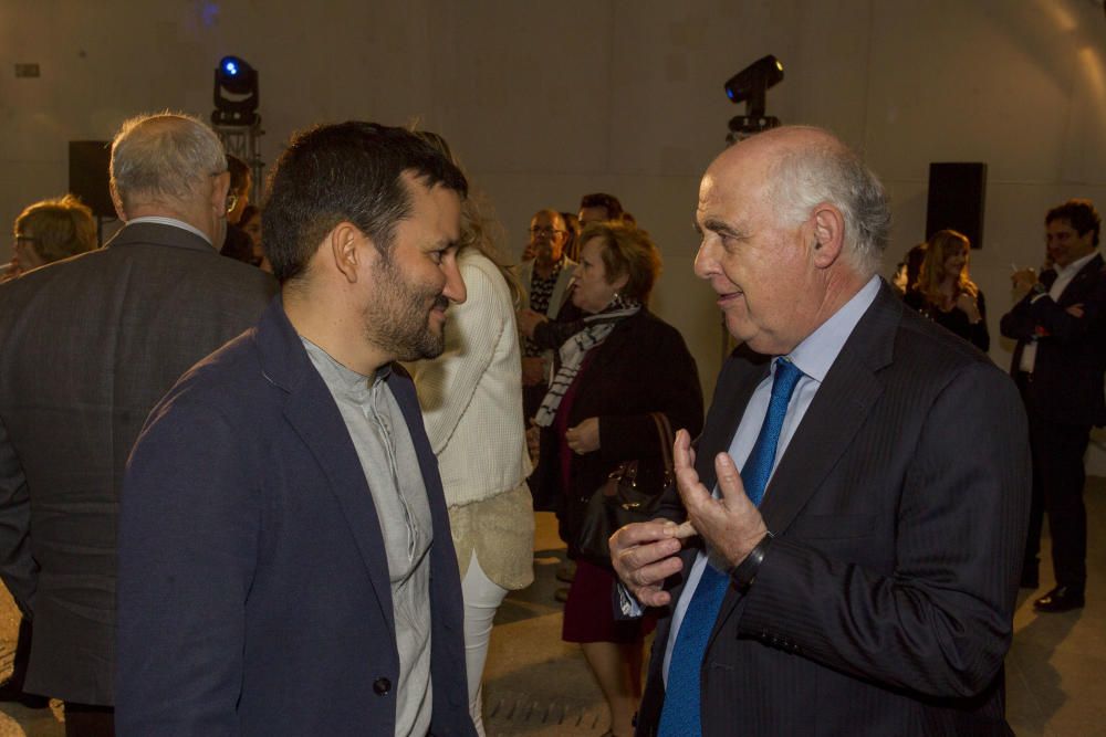 El conseller de Educación Vicent Marzà junto con el director general de Edem, Antonio Noblejas.