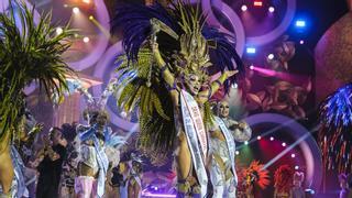 Ármek se quita la máscara para coronarse reinona del Carnaval de Las Palmas de Gran Canaria