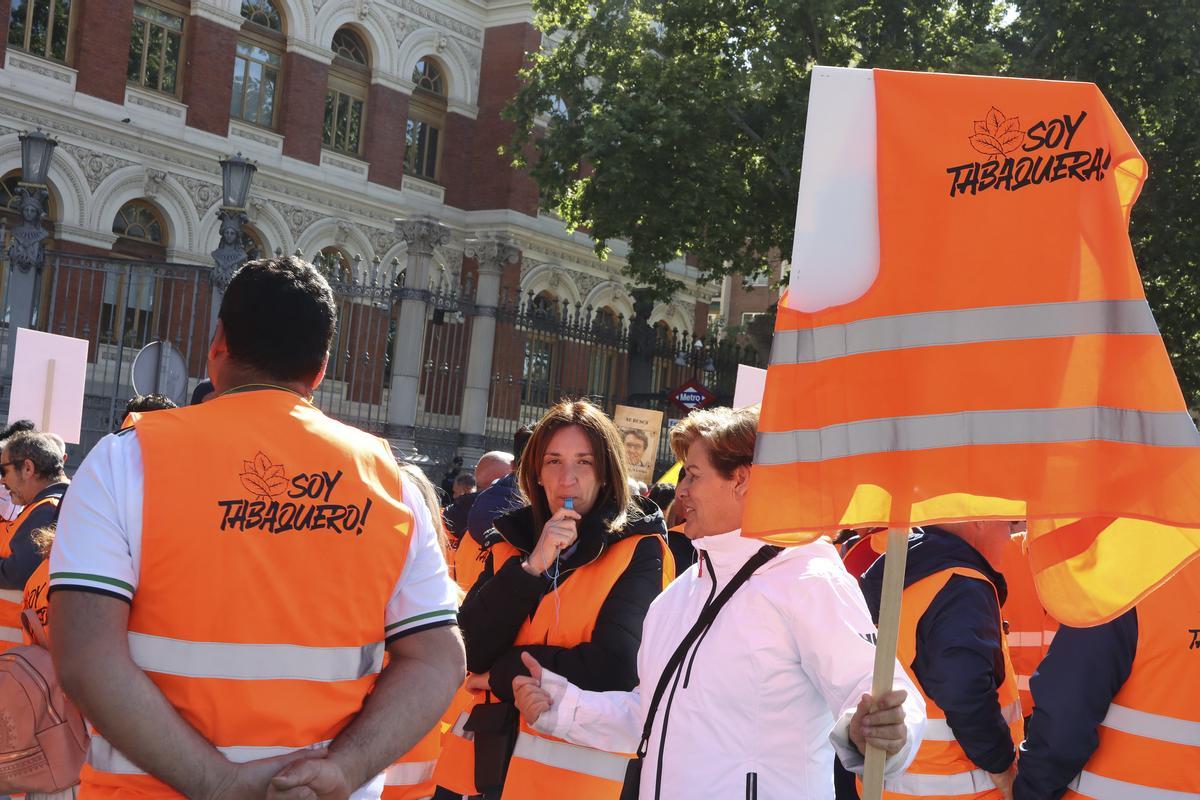 Galería | El sector tabaquero extremeño se moviliza en Madrid