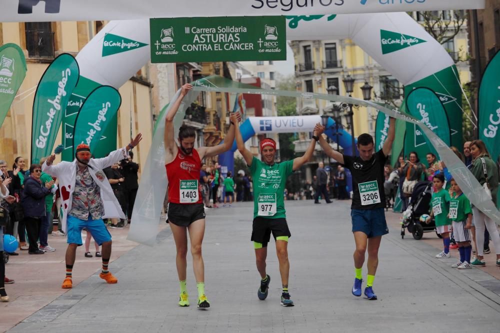 Carrera contra el cáncer en Oviedo