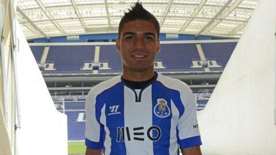 Casemiro se va cedido un año al Oporto