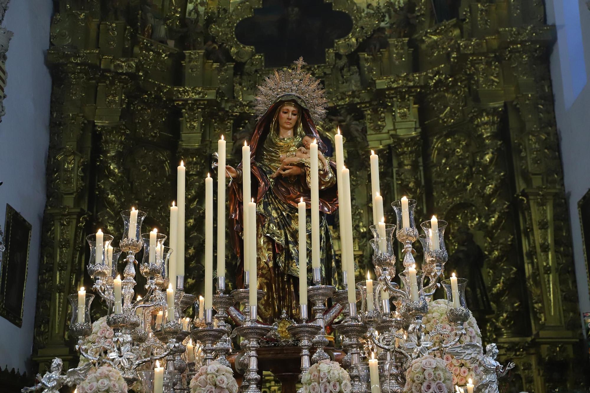 La Virgen de Ampaero recorre las calles de la Axerquía, en imágenes