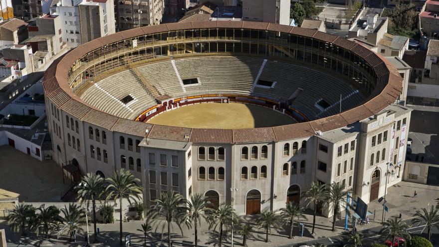 Compromís quiere abrir la Plaza de Toros de Alicante para visitas