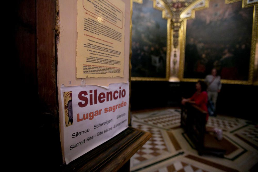 Miles de personas en el domingo de Santa Faz