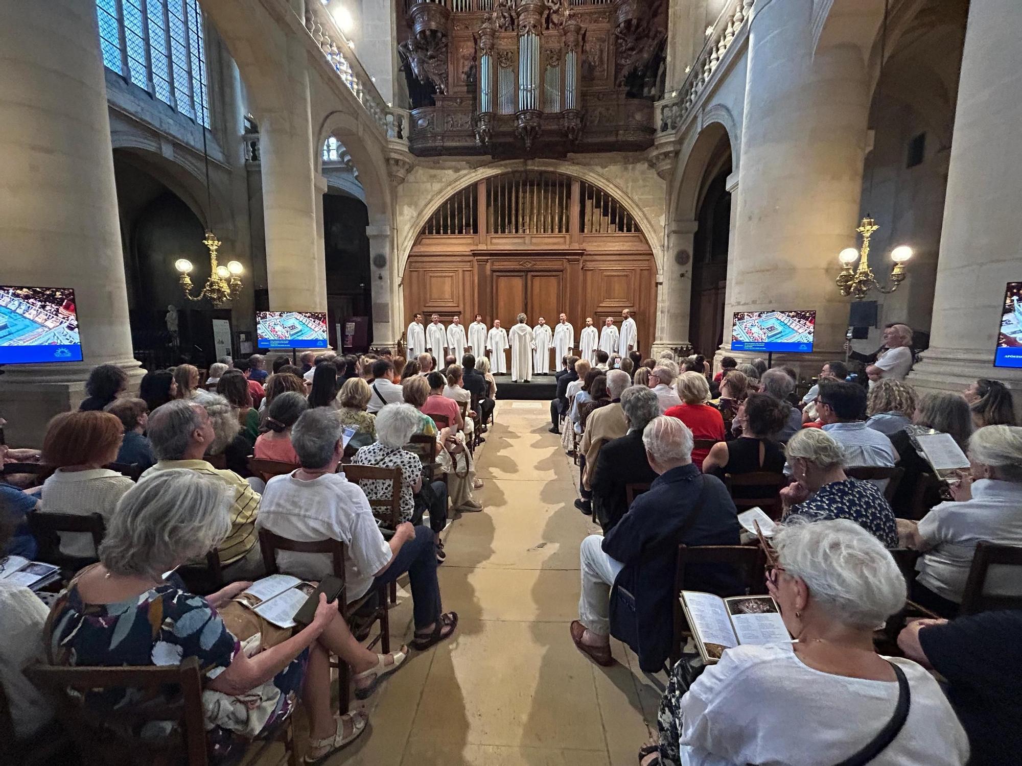 El Misteri y Elche toman París