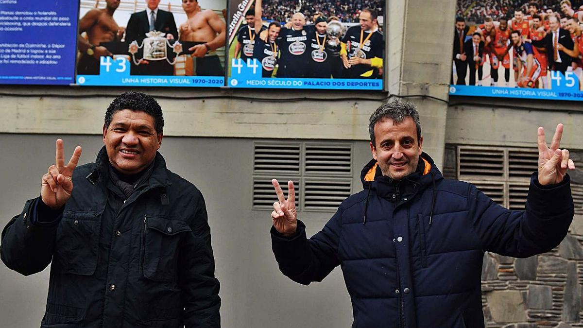 Donato y Fran recuerdan su éxito en el fútbol indoor. |  // VÍCTOR ECHAVE