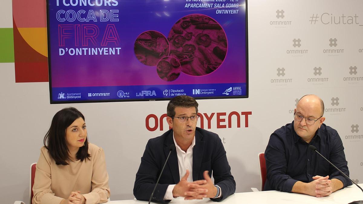 Muñoz, Rodríguez y Prieto en la presnetación del concurso de Ontinyent.