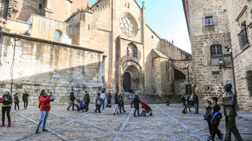 El turismo eleva la ocupación de alojamientos en Plasencia este puente al 100%