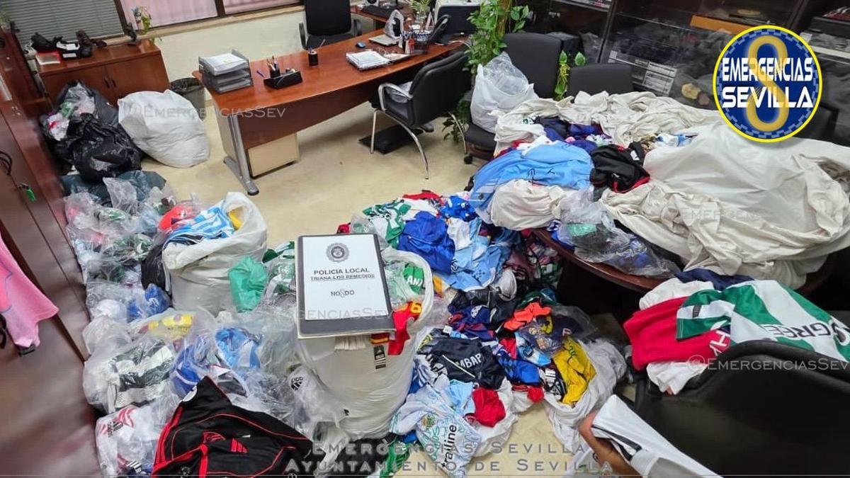 Prendas falsificadas intervenidas.