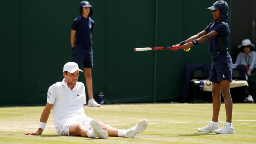 Bautista bate a Nishikori y se mete en octavos de final en Wimbledon