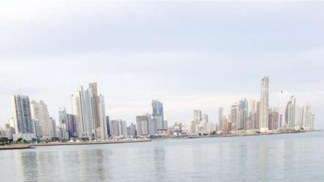 Imagen de la ciudad de Panamá y sus rascacielos