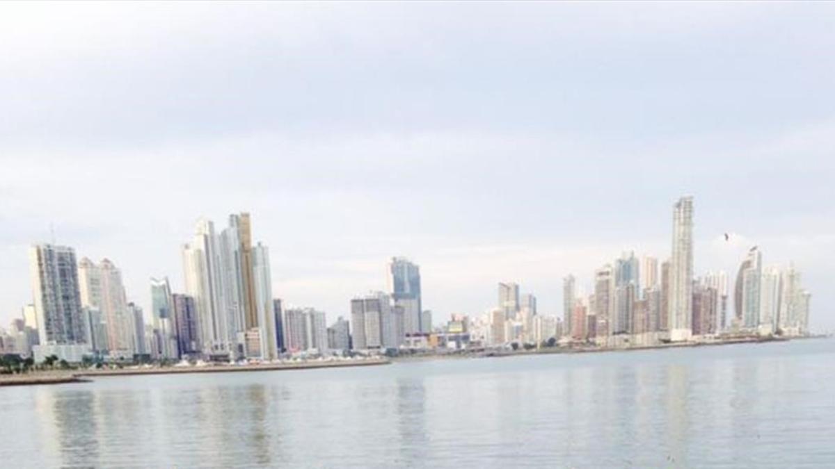 Imagen de la ciudad de Panamá y sus rascacielos