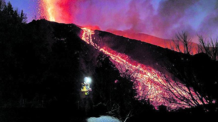Canarias rates the damage at 842 million