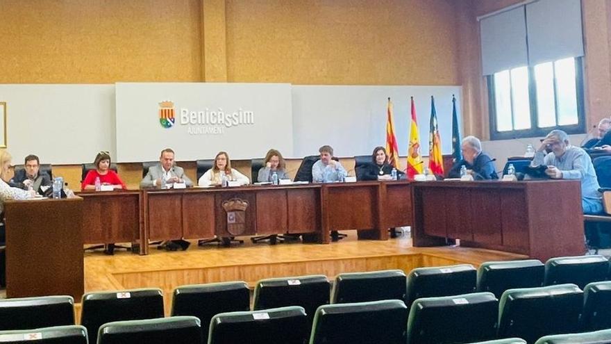 La alcaldesa de Benicàssim inicia el diálogo con la oposición para consensuar un presupuesto
