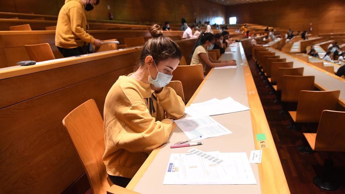 Alumnado en selectividad (ABAU) el año pasado.