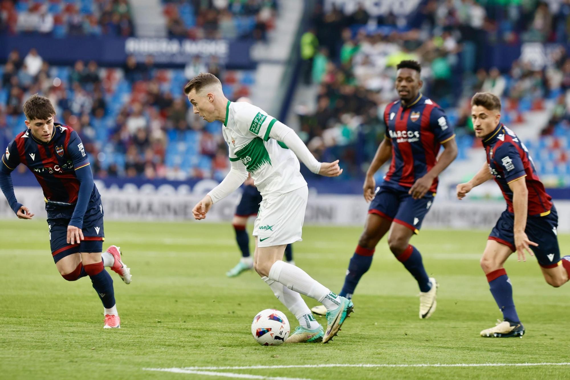 Levante UD - Elche CF en imágenes