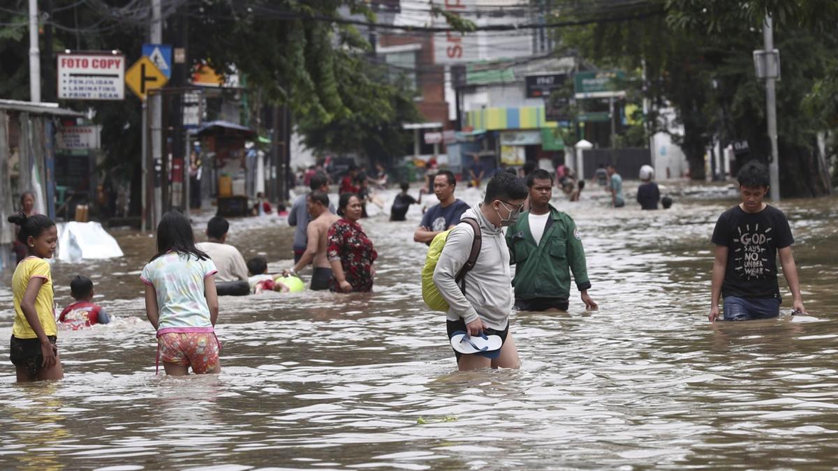 Inundaciones en Indonesia a causa del hundimiento del suelo