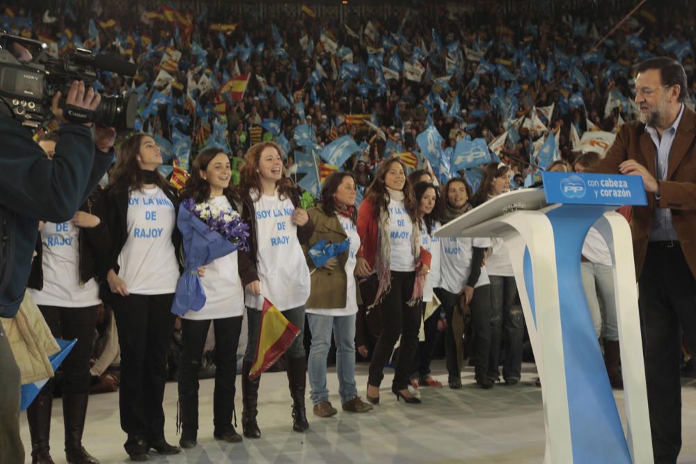 El mítin de Camps y Rajoy en la plaza de toros de València que se pagó en negro