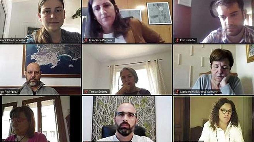 La presidenta del Consell, ayer, en la reuniÃ³n por videoconferencia con los representantes municipales.