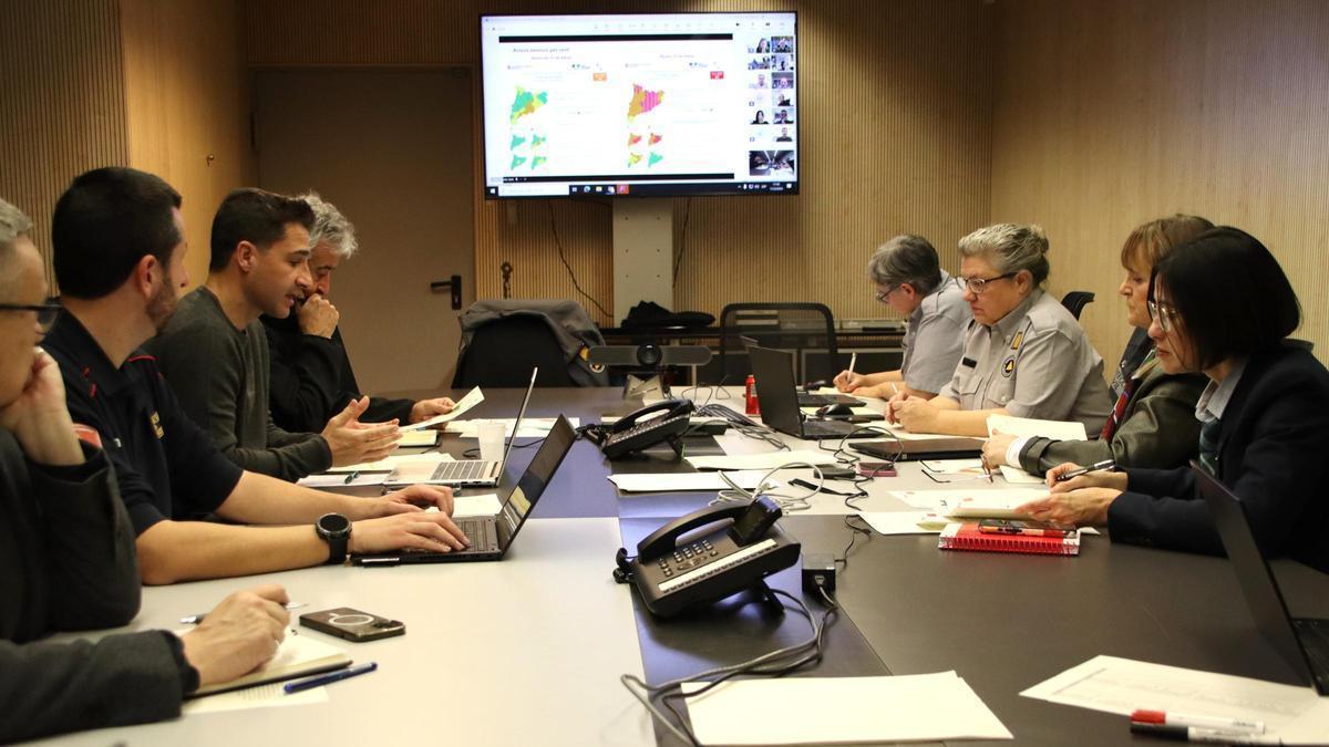 Catalunya suspèn l’activitat educativa, universitària, esportiva i sanitària no urgent per l'alerta màxima per vent