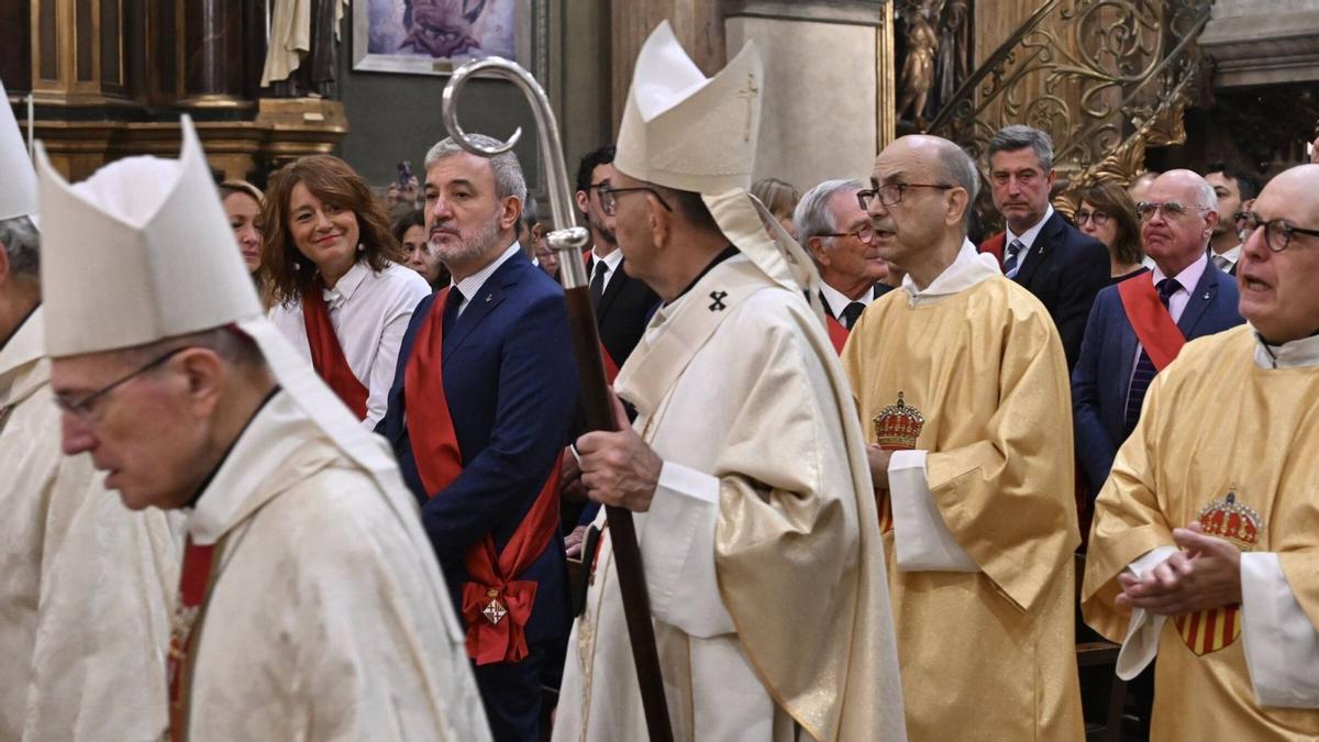 Collboni asiste a la misa de la Mercè