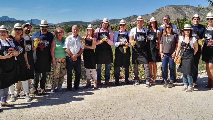 Cocineros de la provincia se reúnen en torno a la Uva del Vinalopó