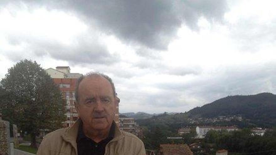 Fallece de forma repentina Javier Prada, el alma de la cultura moscona - La  Nueva España