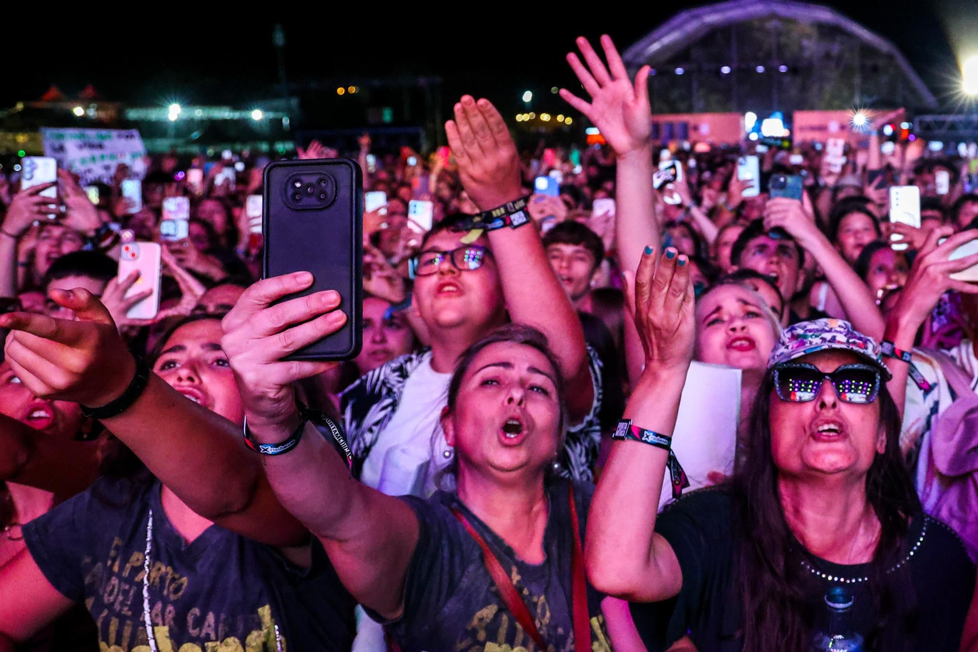 Melendi, Sidonie y Duncan Dhu cierran por todo lo alto el PortAmérica 2025