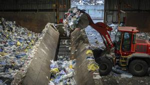 La taxa de reciclatge puja 140 euros l’any de mitjana en 24.000 comerços de l’AMB