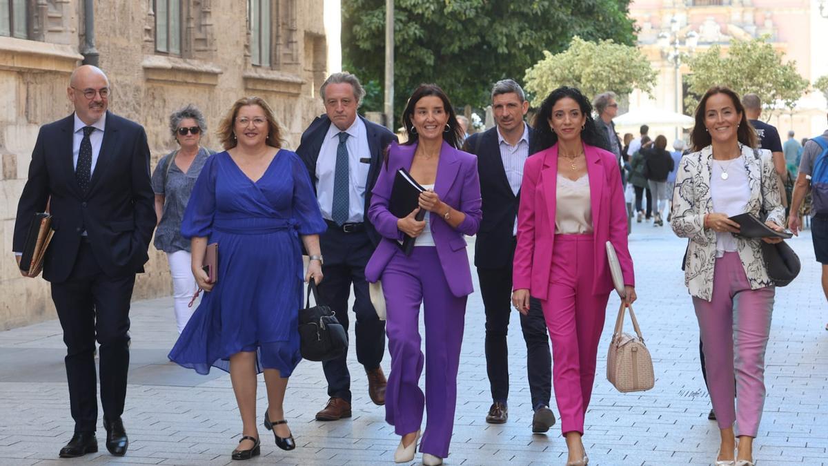 La consellera Ruth Merino a su llegada a la rueda de prensa en la que ha dado a conocer los detalles de los presupuestos