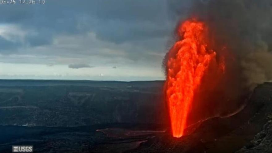 El volcán Kilauea entra en erupción en Hawái: fuentes de lava de hasta 300 metros de altura