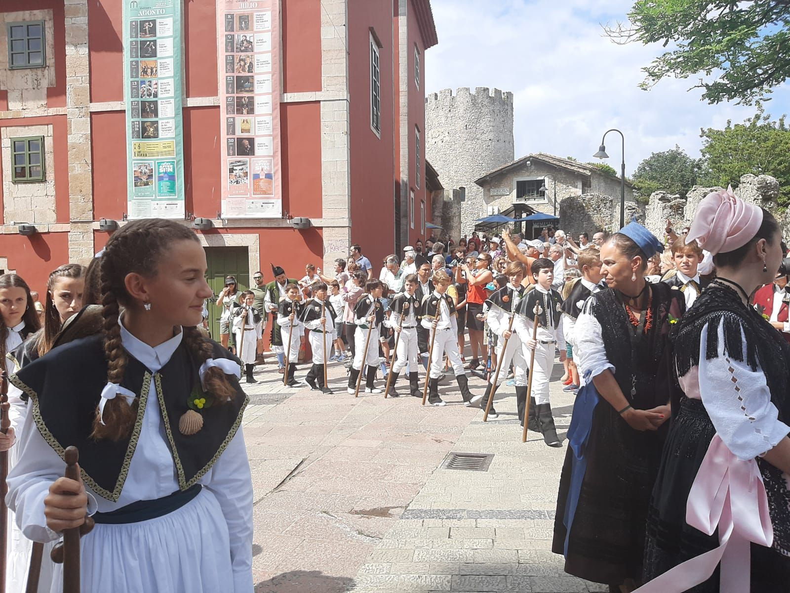 En imágenes: Así ha sido el regreso de las fiestas de San Roque, en Llanes