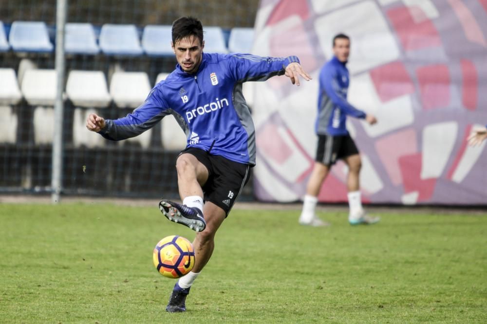 Entrenamiento del Real Oviedo en El Requexón