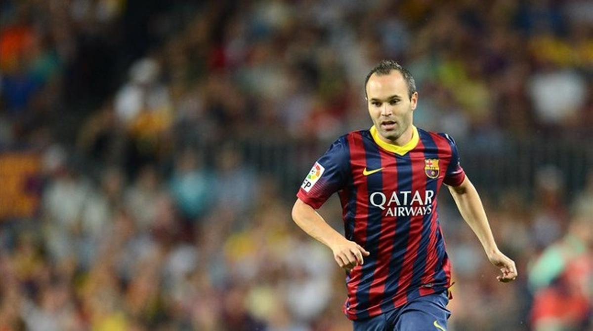Iniesta, en un partit de Lliga entre el Barça i el Sevilla, disputat el setembre passat. Iniesta, en un partit de Lliga entre el Barça i el Sevilla, disputat el setembre passat.