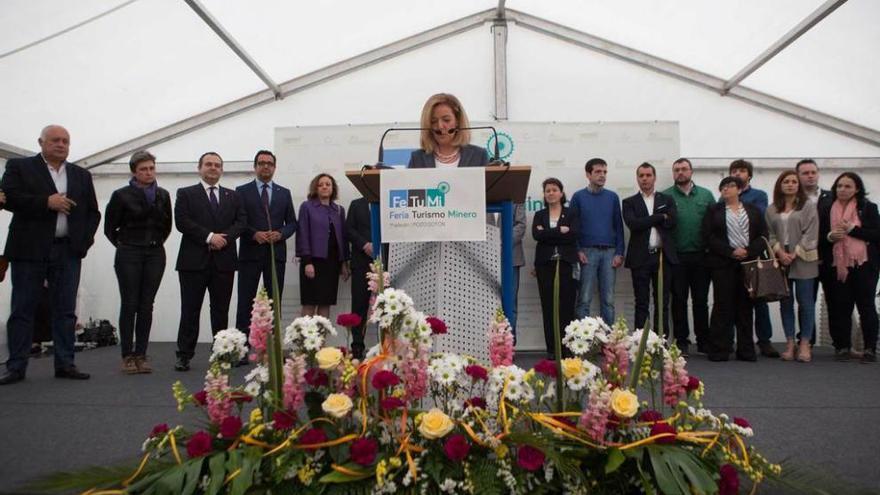 Unidos por el turismo minero. La feria congregó a expositores de municipios carboneros, museos, empresas y entidades.