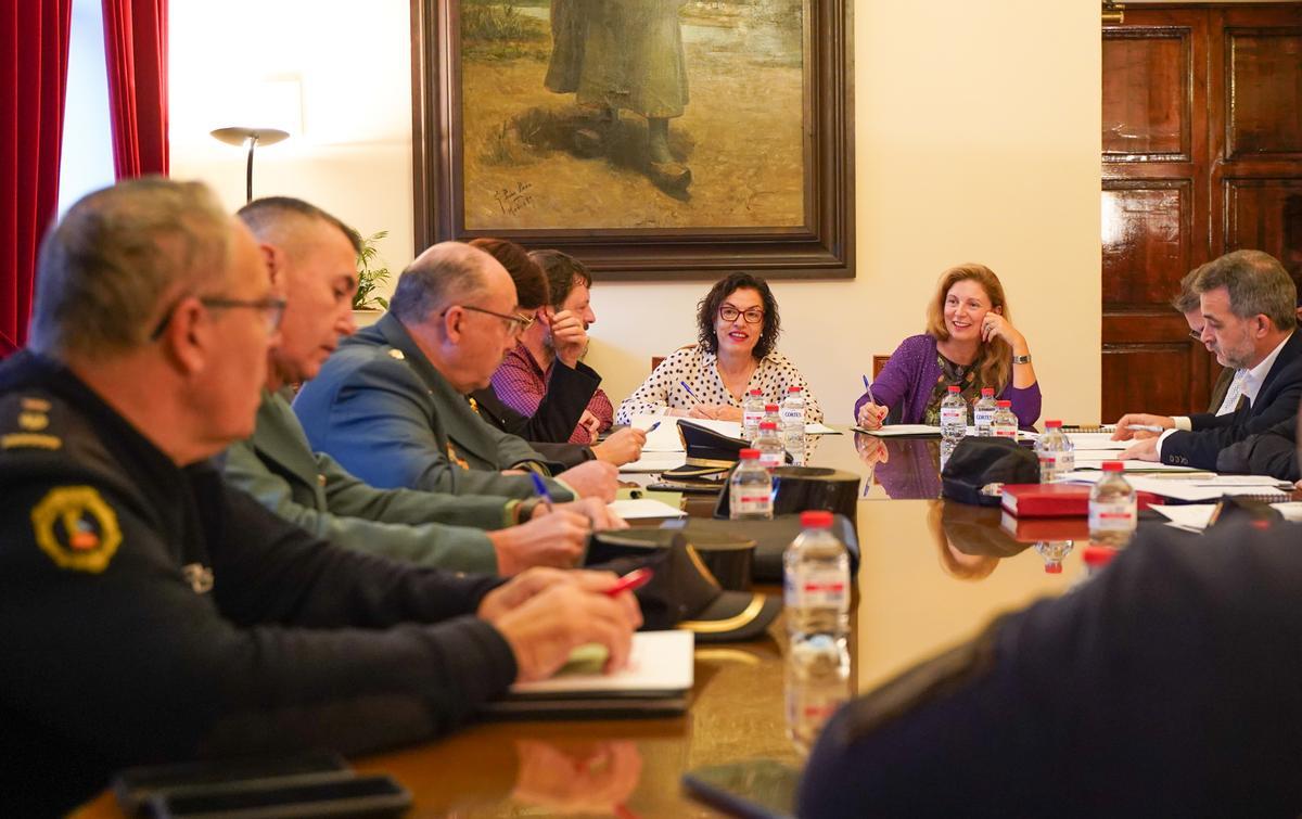 La alcaldesa de Castelló, Amparo Marco, ha presidido la junta local de seguridad este miércoles.