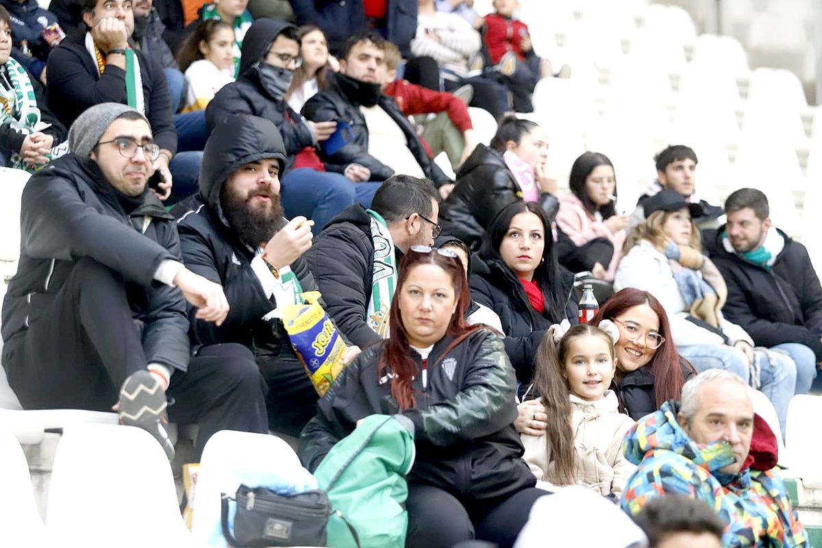 Las imágenes de la afición del Córdoba CF - Linense