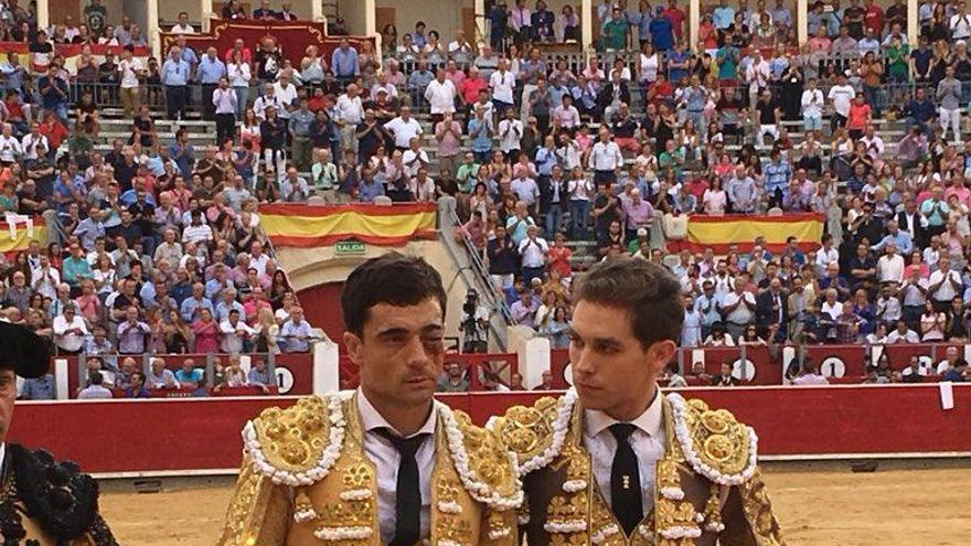 El torero Paco Ureña, con el ojo inflamado tras sufrir una cornada