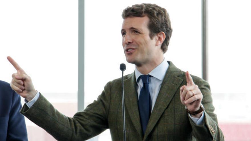 Casado, sobre Sánchez: "Casado: "Prefiere manos manchadas de sangre a manos pintadas de blanco"