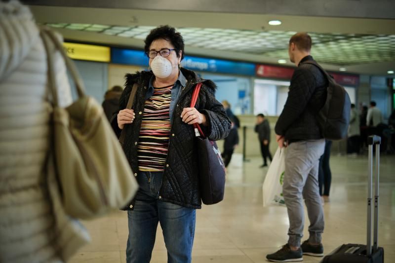 Crónica de la situación en el aeropuerto de Tenerife Norte Coronavirus COVID19  | 19/03/2020 | Fotógrafo: Andrés Gutiérrez Taberne