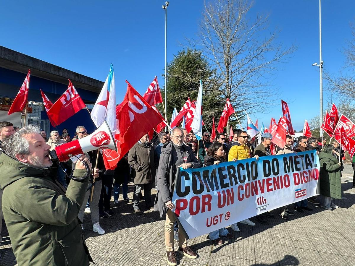 Protesta del comercio del metal en Vigo