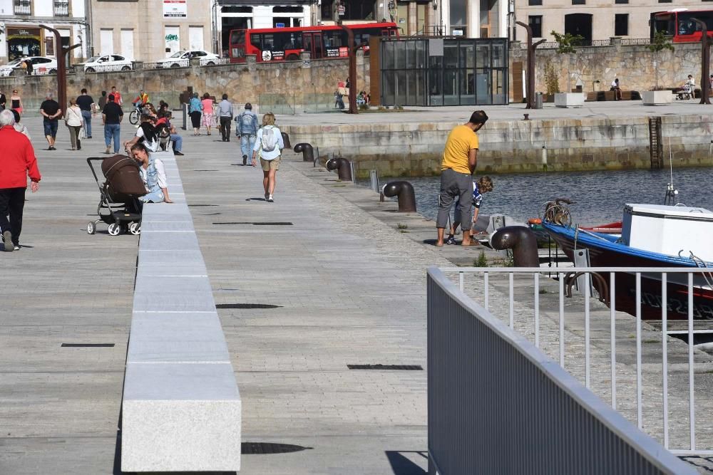 El banco que protege la dársena de la Marina