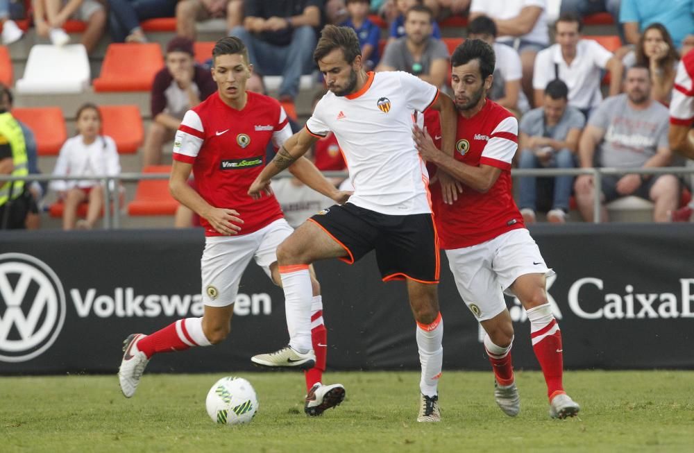 El Hércules despierta tarde en Valencia