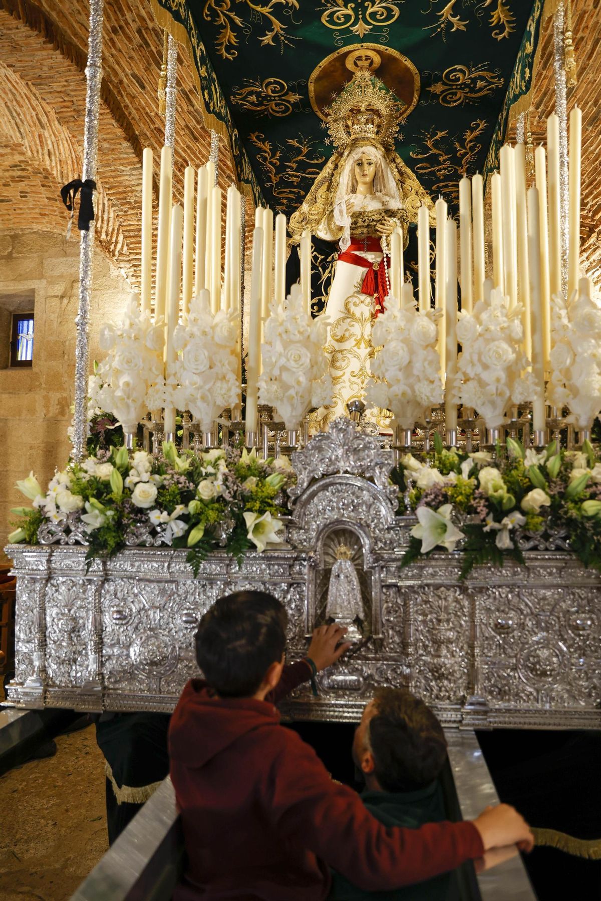 La Esperanza, en la magna mariana.