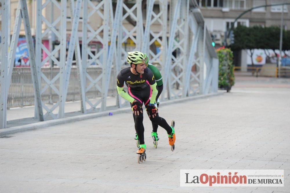 Murcia Maratón. Patinadores en carrera